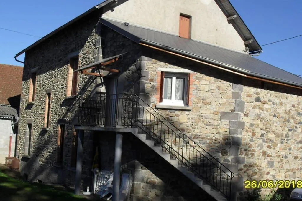 Gite A La Ferme Pres Vulcania-Gr89 La Goutelle France